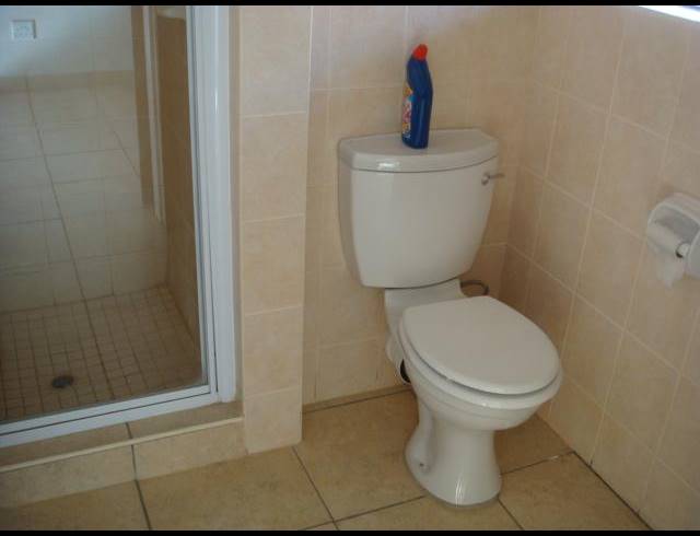 1 BEDROOM PROPERTY TO RENT IN DIE BULT